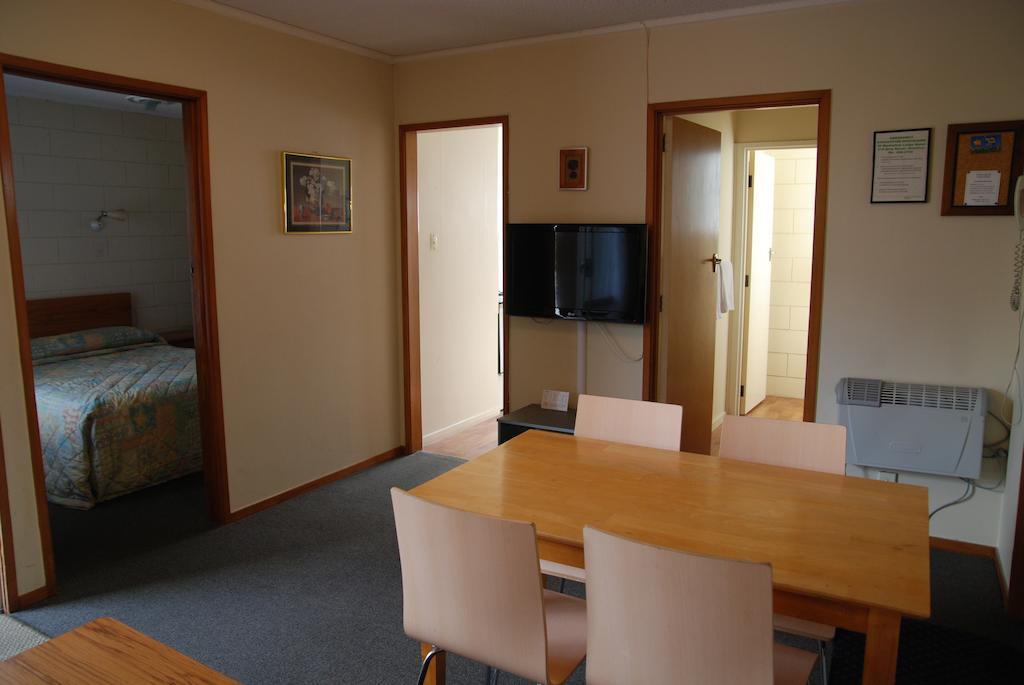 Manhattan Lodge Motel Гамільтон Номер фото